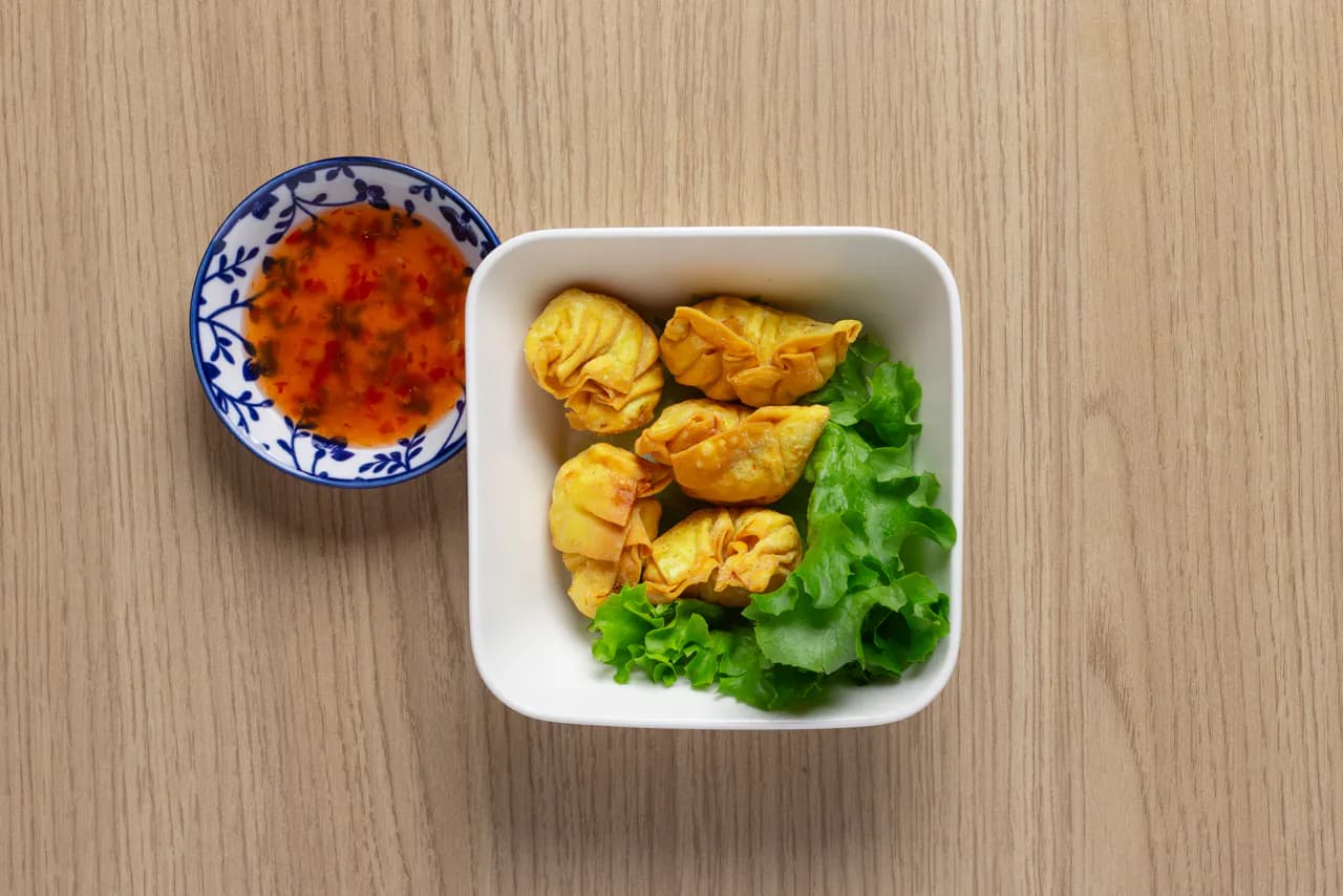 Fried shrimp dumplings
